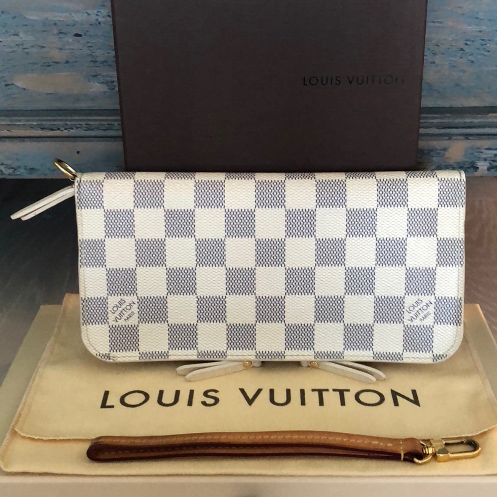 Louis Vuitton Insolite Wallet PLUS Wrist Strap